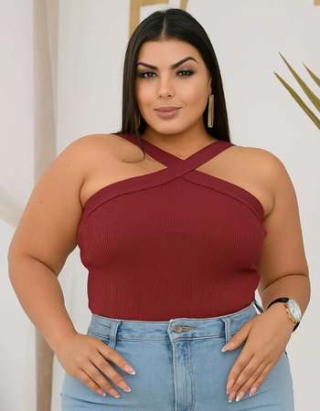 Blusa Plus Size Trançada no Pescoço: Tamanhos 44 ao 50