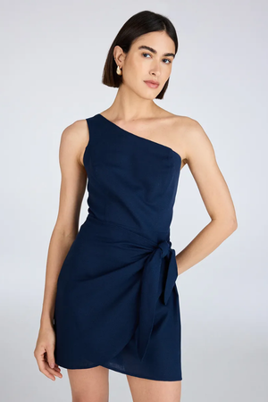 Vestido Curto Feminino com Linho Ombro Único