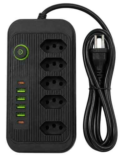 Extensão com cinco tomadas e portas USB