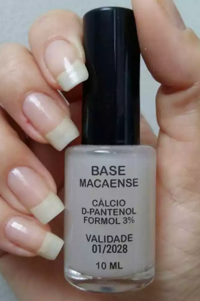 Base bomba fortalecedora de unhas Macaense 10 ml