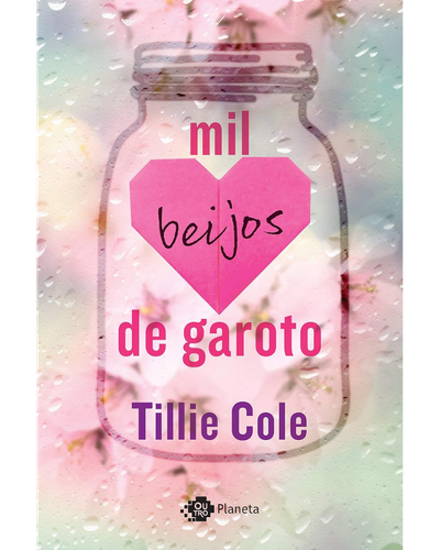 Capa do livro Mil Beijos de Garoto, de Tillie Cole