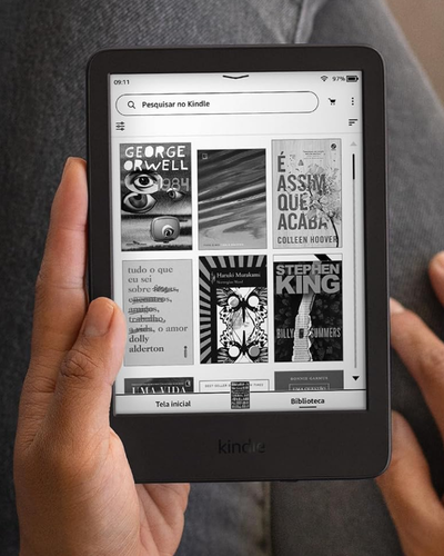 Kindle 16 GB modelo 2024 na cor preta com tela antirreflexo de 6 polegadas